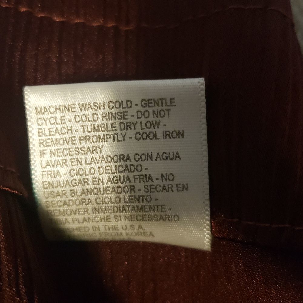 Curtains!! Set of 4 Maroon Grommet Curtain Panels – Luxurious, Textured Finish - Picture 11 of 12